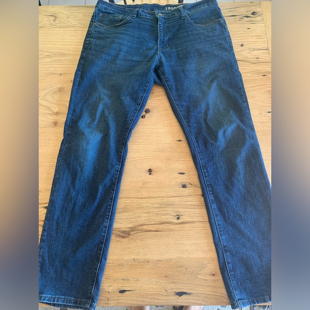 IZOD Comfort Stretch Men’s Jeans‎ Blue 38”x32” Preowned